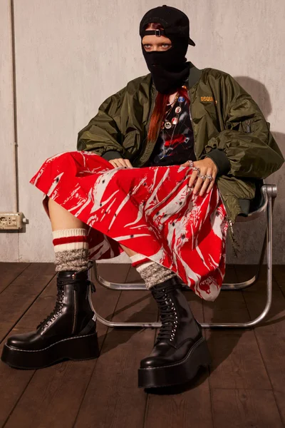 Look 17